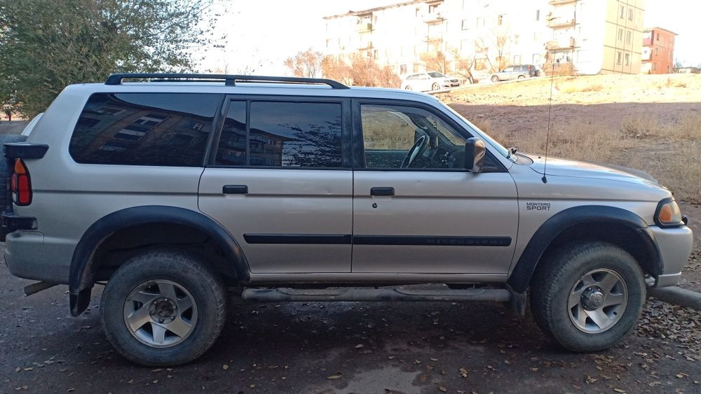 Продам Монтеро спорт 2002.