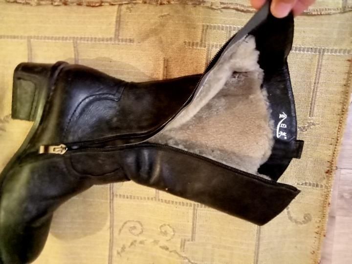 Женские кожаные сапоги