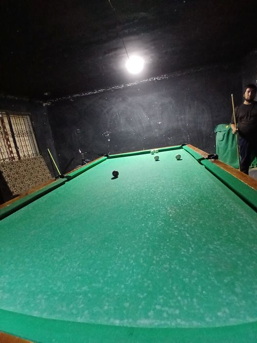 Billiard stol yaxshi xolatda