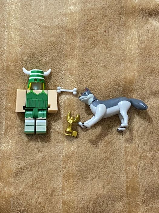 Продаю игрушки роблокс (оригинал) Хорошее качество!