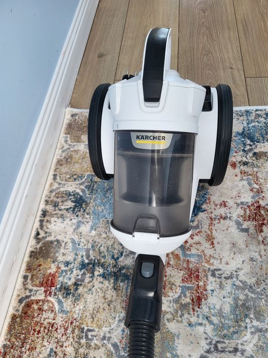 Продам пылесос Карчер