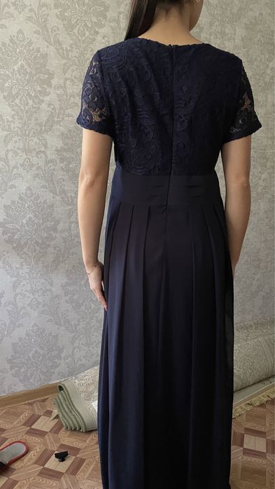 Длинное, вечернее платье