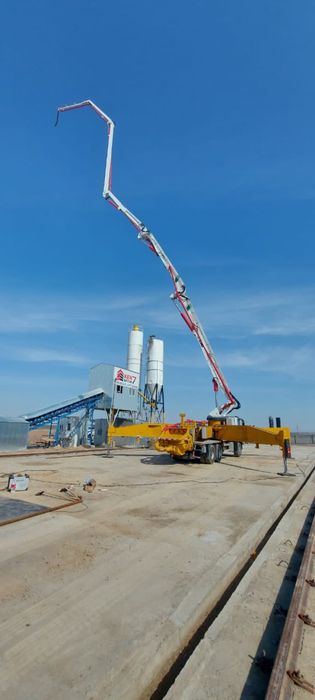 Автобетононасос (слон)