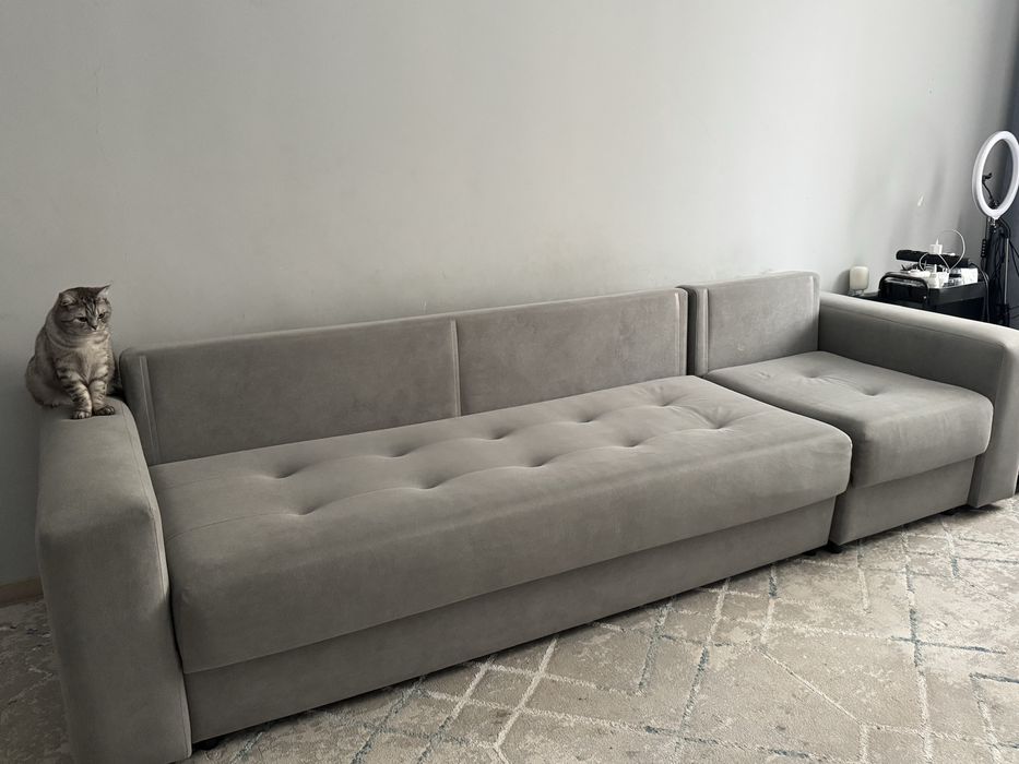 Продам диван в гостиную