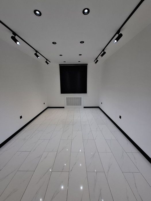 Мирабадский: Ор-р: Цум, Патрики Удобноя локация  100кв.м  Евроремонтт