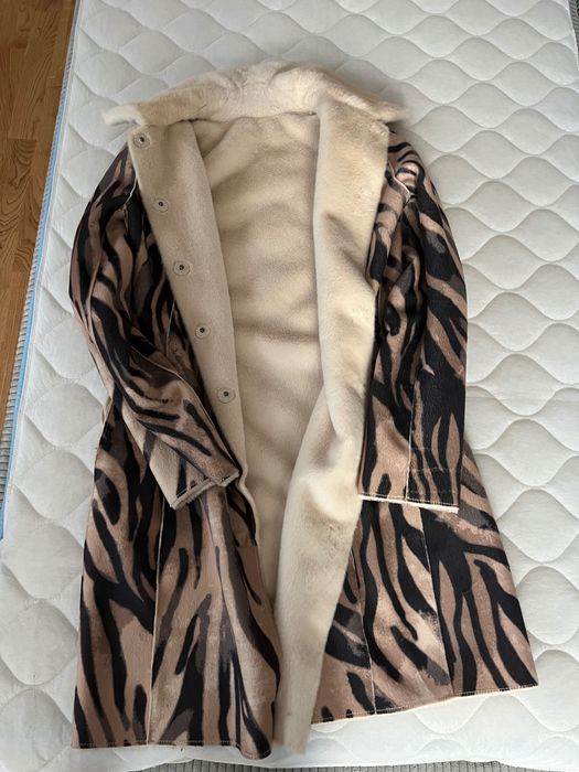 Палто Guess естествен косъм