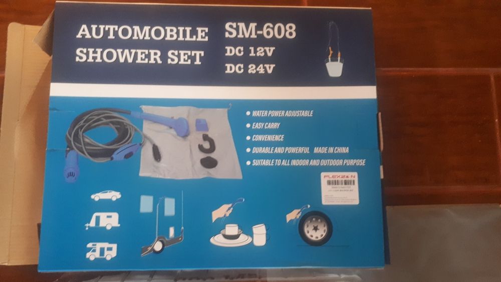Duș alimentat la 12V. NOU, Nefolosit