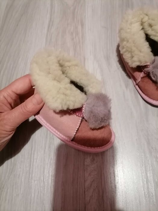 Бебешки пантофки