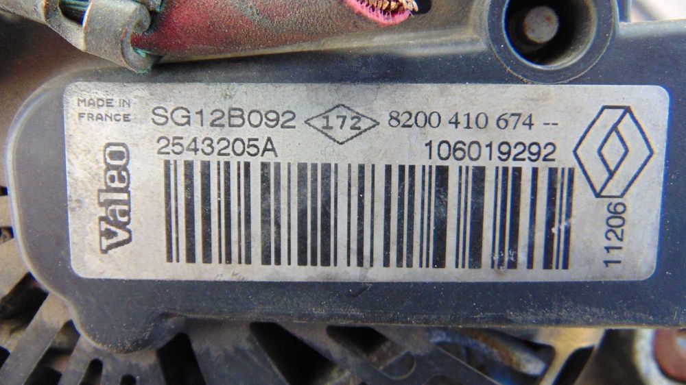 Alternator Renault megane 2/Renault Laguna 2/Renault Trafic 1.9 DCI an 2003-2010 Cod-8200410674
