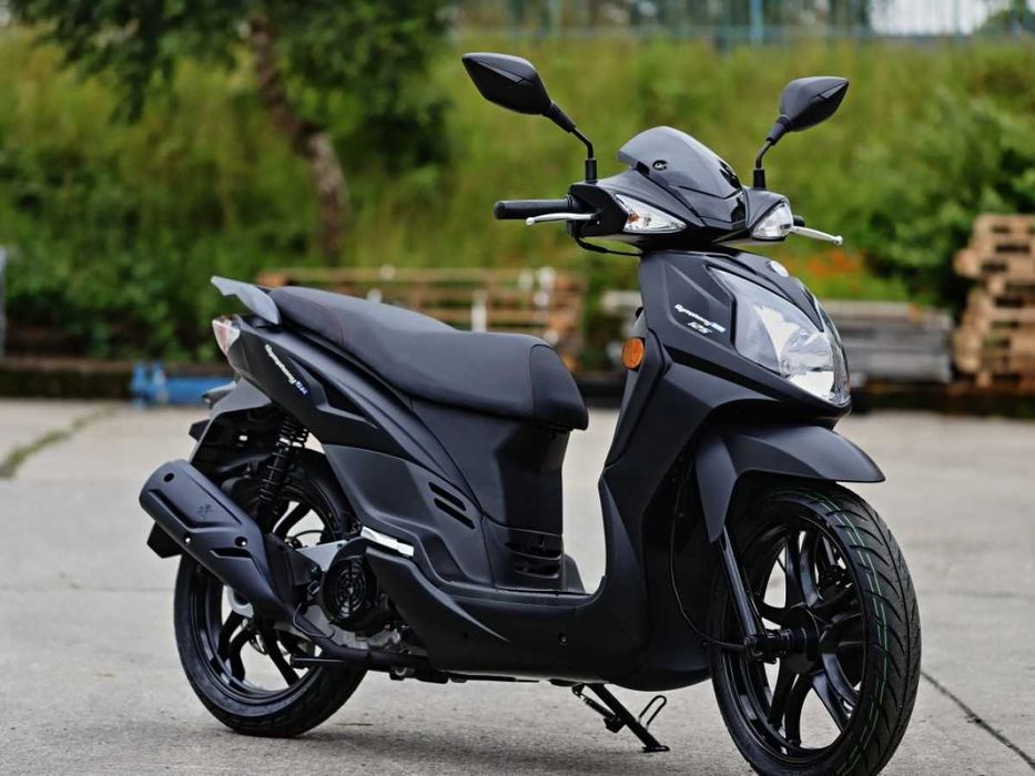 Inchiriere scuter - Rent a scooter Yamaha Sym Kymco Glovo Bolt Uber