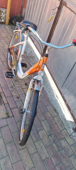 Vand 2 biciclete de dama