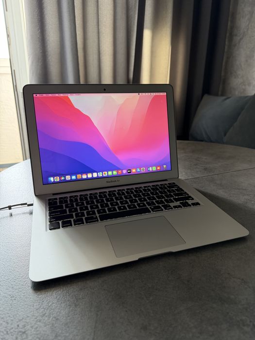 Продам Macbook 13 Air