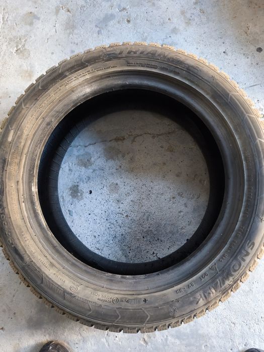 Продам летнюю резину на 16