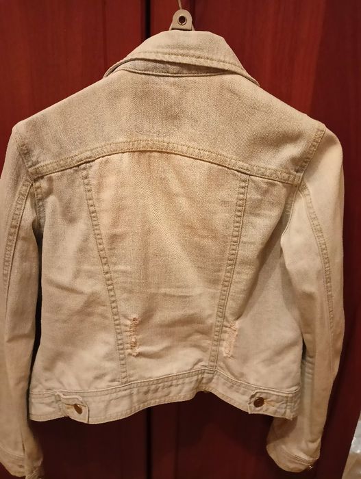 Продам женские куртки