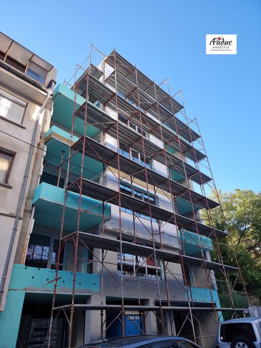 Просторен двустаен Лебеда