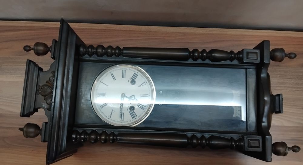 Часовник за стена