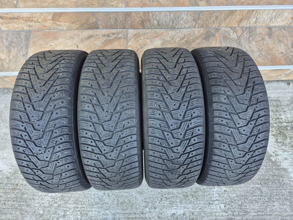 Jante Originale Skoda Octavia R17 5x112 cu anvelope iarna Hankook 215 55 R17 foarte bune