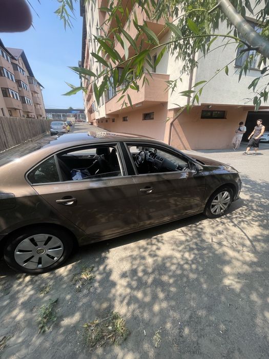 Volkswagen Jetta 2015 1.2 tsi comfortline