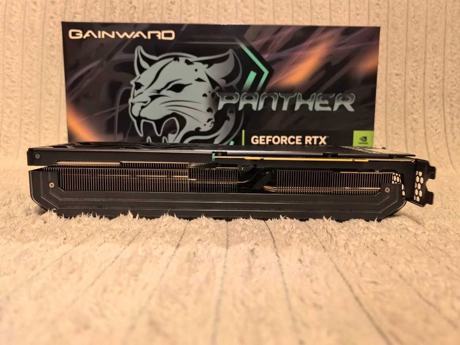 Видео карта Gainward GeForce RTX 4070 Ti
