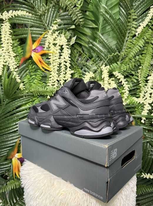 New Balance 9060 Triple Black (36-44 размер)