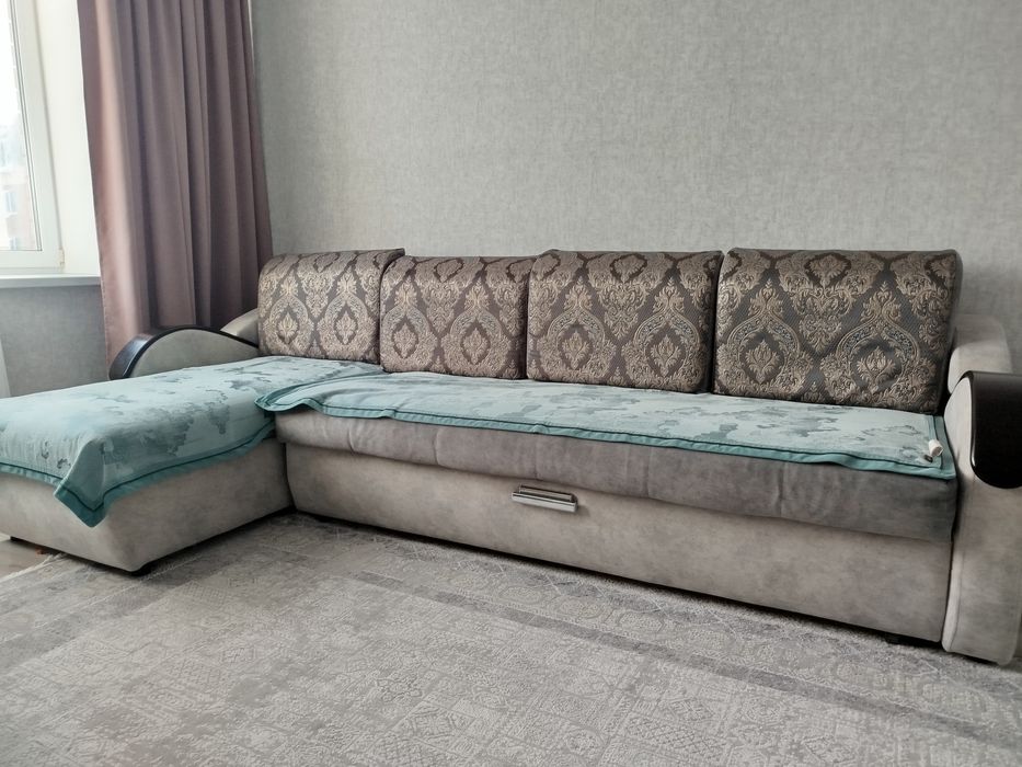 Диван с атаманкой