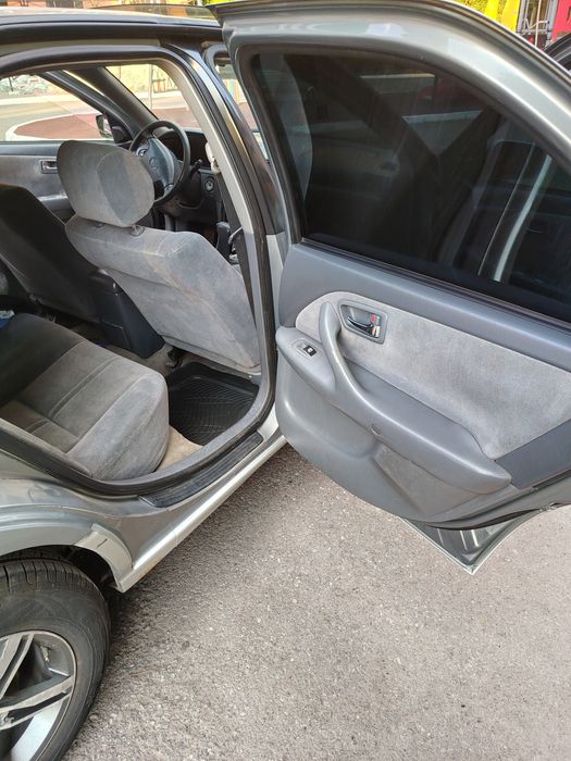 Продам Toyota Camry 25