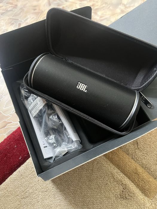 Jbl колонка by HARMAN