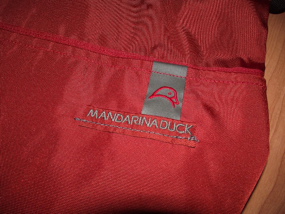 Geanta de dama Mandarina Duck , colectia 66 , originala