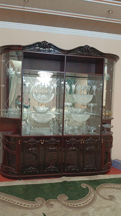 Стенный гарнитур сатылады