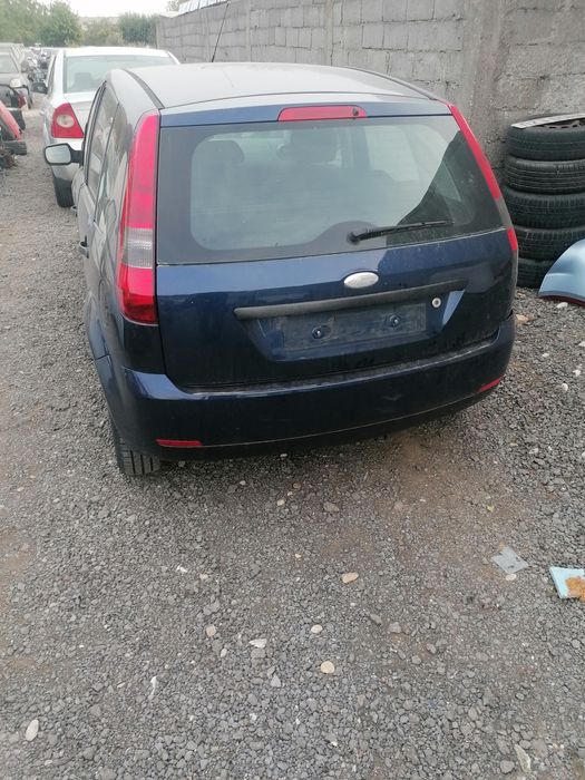 Bara capota aripa far usa haion Ford Fiesta