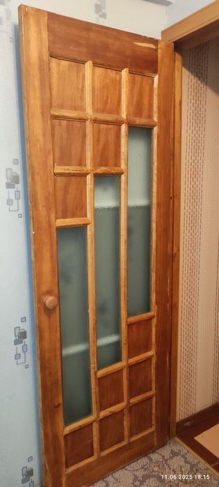 Двери деревянные