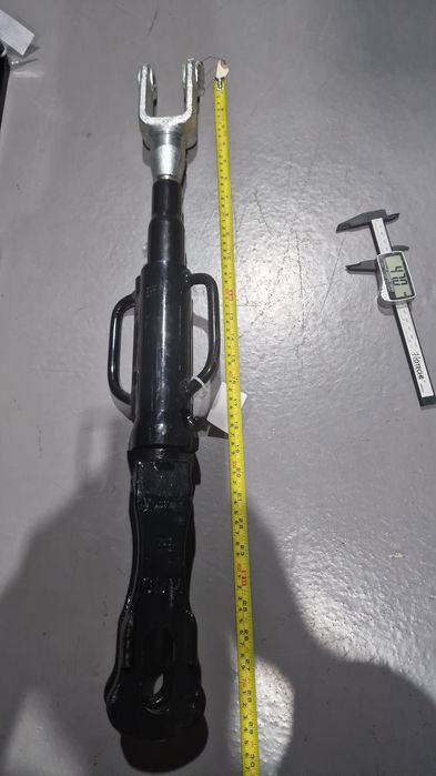 Tirant vertical tija întinzător lateral pentru toată gama de tractoare