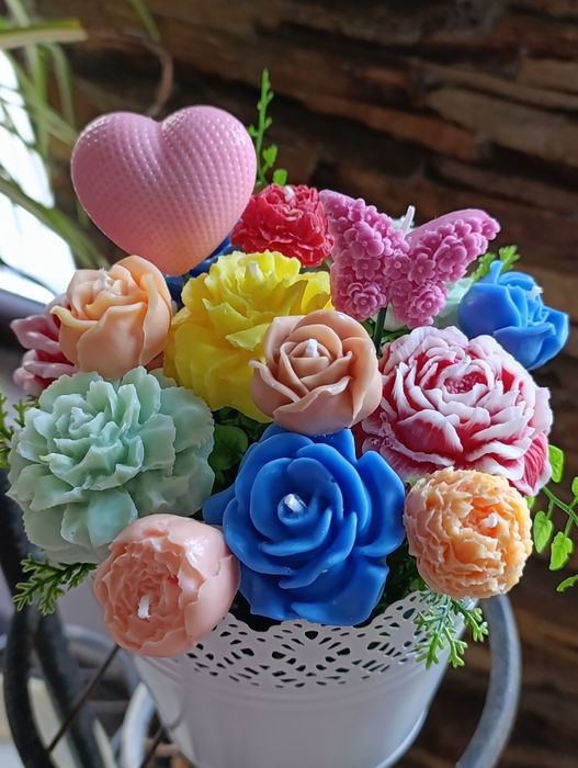 Ароматни букети от соеви свещи