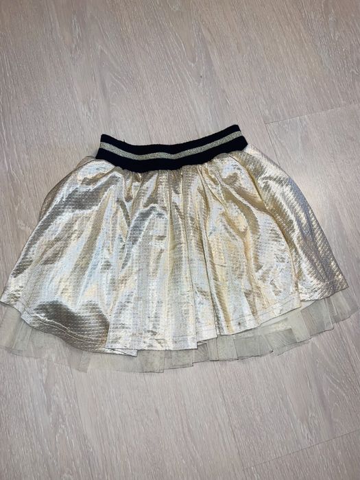 Fusta auriu lucioasa