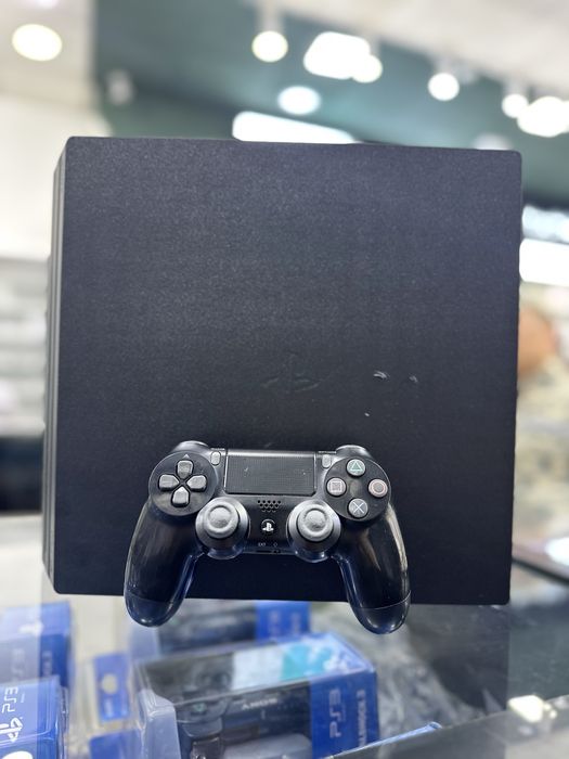 Ps4 pro 1TB ideal sastayaniya 260$