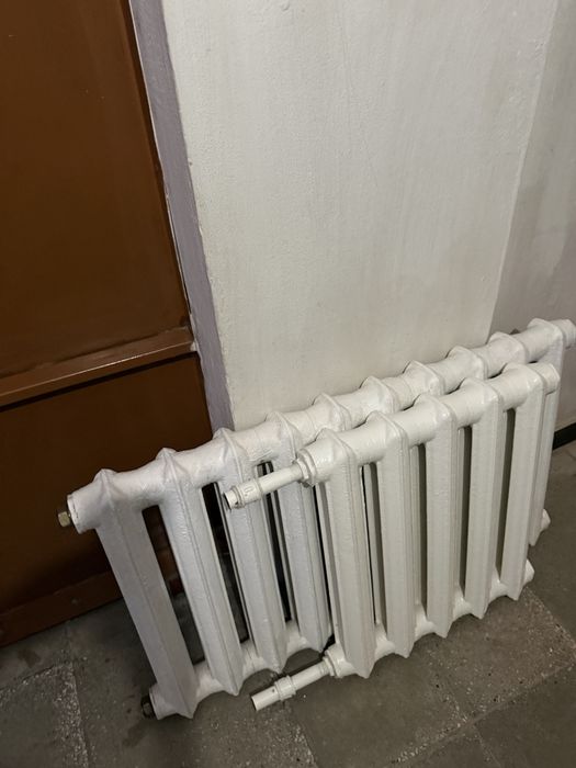 Продам чугунные радиаторы б/у