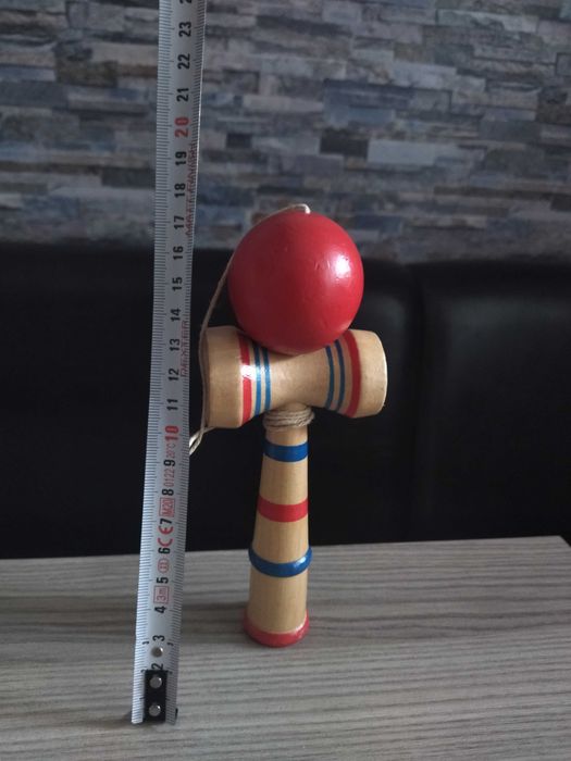 Kendama Noua ORIGINALA  (pentru cunoscatori) Pret Negociabil