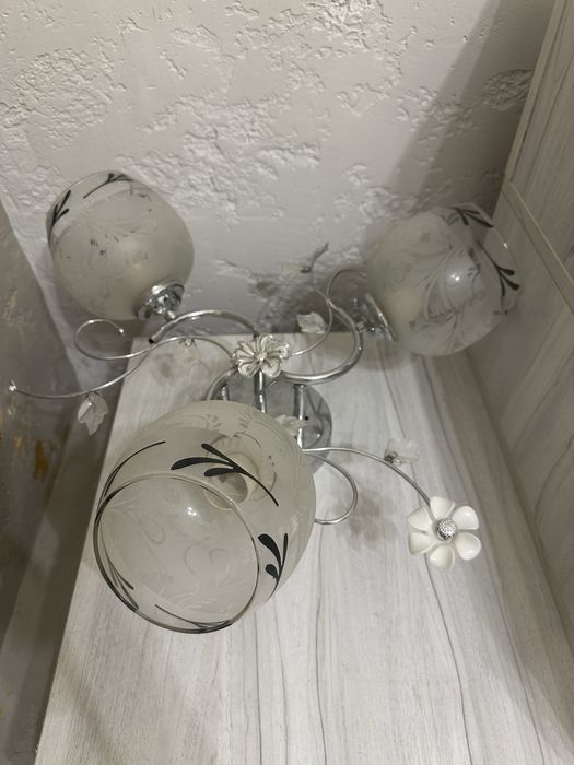 люстра в зал,спальню,детскую срочно