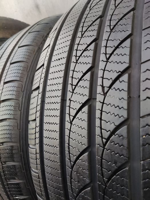 всесезонни гуми 235/45/18  Rotalla 
dot2020
6.8mm
Добро