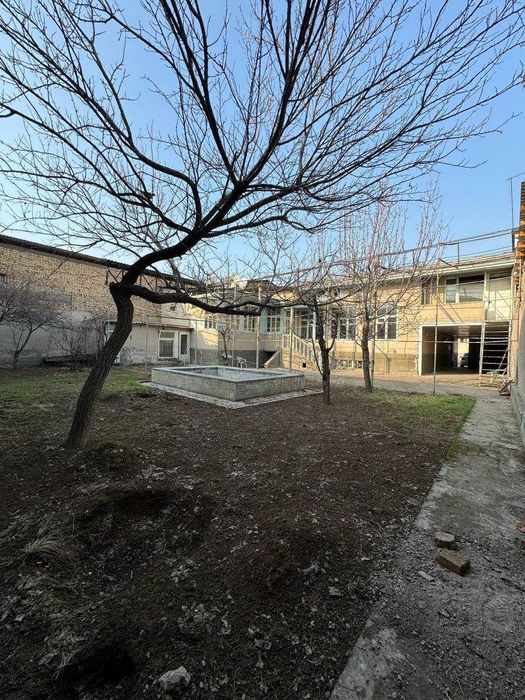 Хавли сотилади 6 сотих 5 хона Урикзор 312-мактаб Фасад 20х30