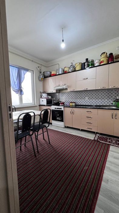 Motrid 3 xonali 4 etajda sotiladi