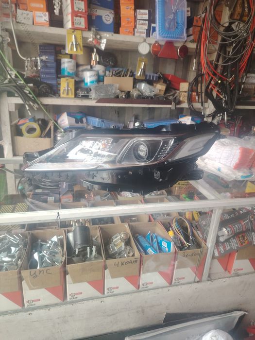 Фара на  камри 70