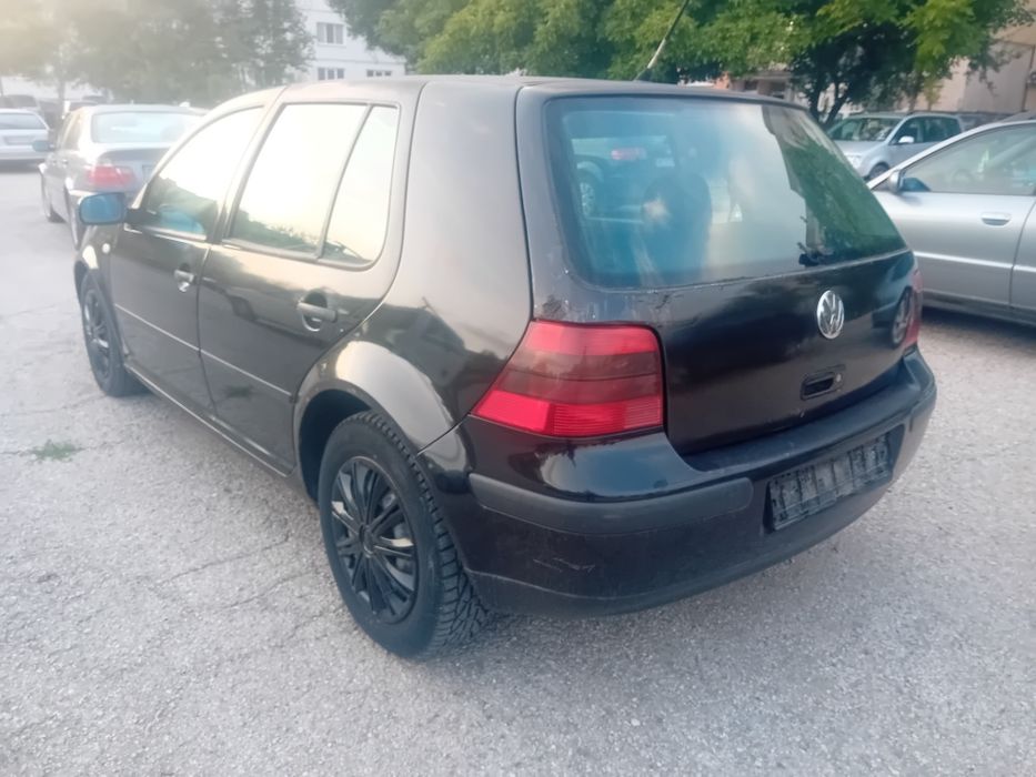 Фолксваген Голф 4 1.9 TDI/90 к.с САМО НА ЧАСТИ