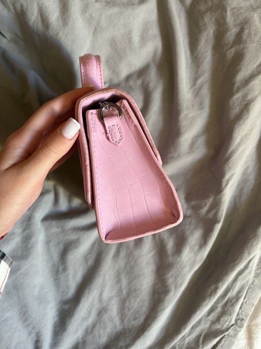 розова чантa Zara