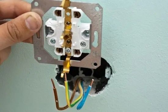 Мастер на час • Мебель • Сантехника • Электрика