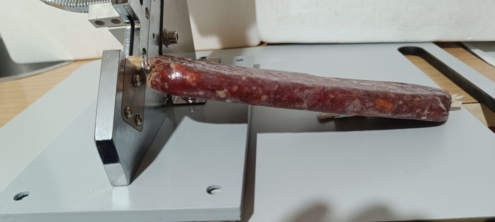 Клипсатор за колбаси