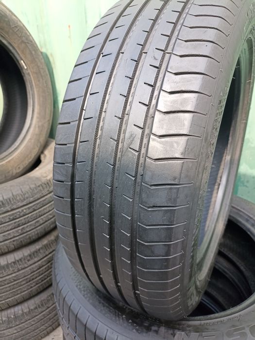 215/55/17 капсен летний