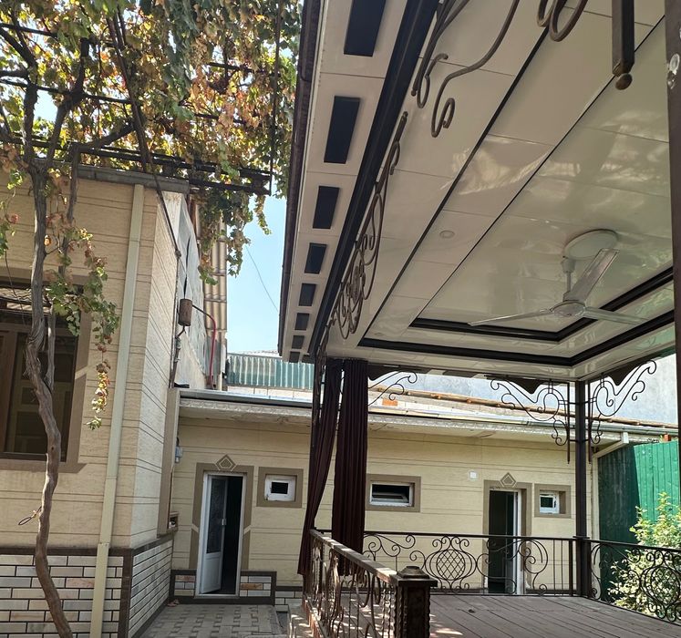 Фарғонада 6 сотихли ҳовли уй сотилади