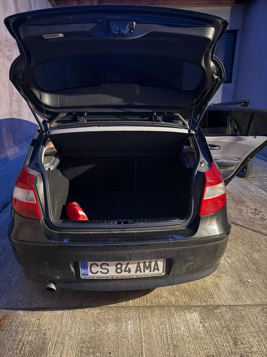 Vând BMW Seria 1