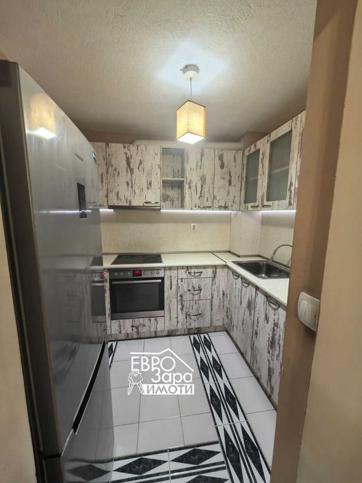 Продава се Тристаен апартамент в Стара Загора, Център - 95 кв.м за 1474 €/кв.м - Снимка #3